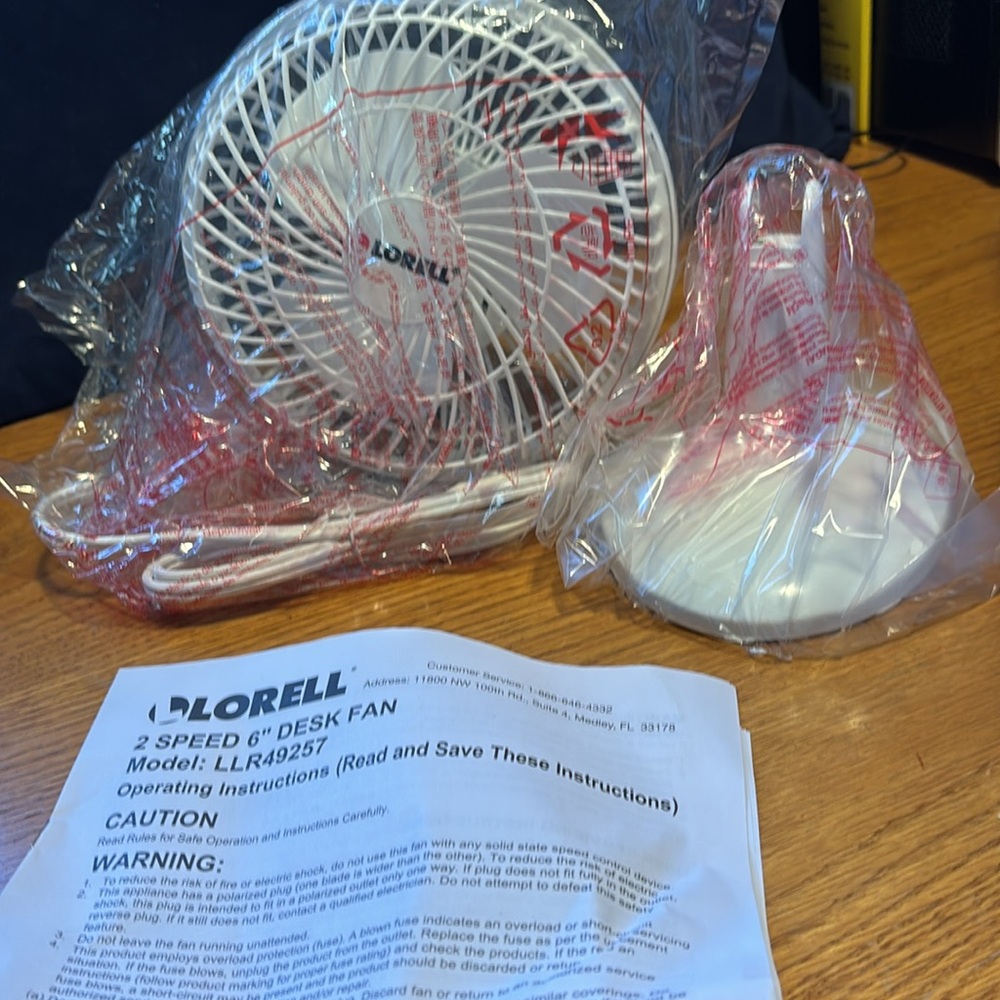 NWOT  Lorell 6" Tilt Two-Speed Fan